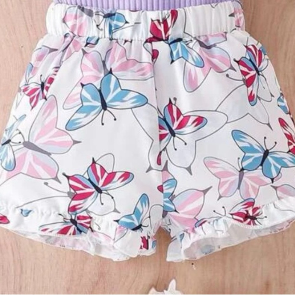 Butterfly print ruffle hem shorts